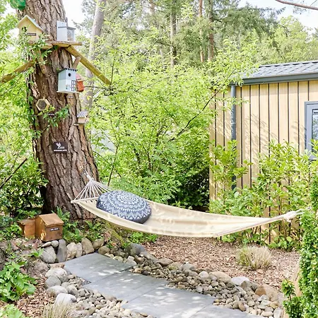 Holiday home Pimpelmees In Het Bos *